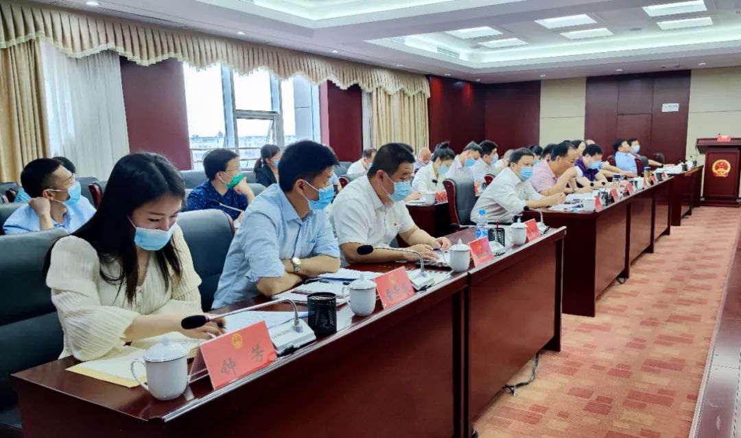 参会人员图.jpg